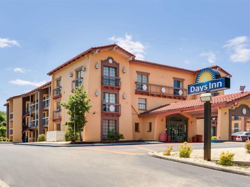 Days Inn By Wyndham Birmingham/West Exterior foto